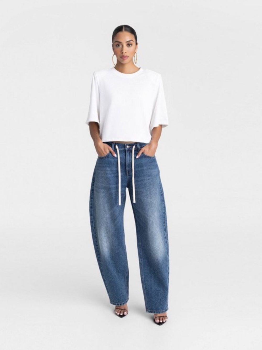 KBB by KAHLANA Women's Mid-Rise Barrel
Leg 'The Lynnox Jean' - Dark Wash 14 - Picture 3 of 4